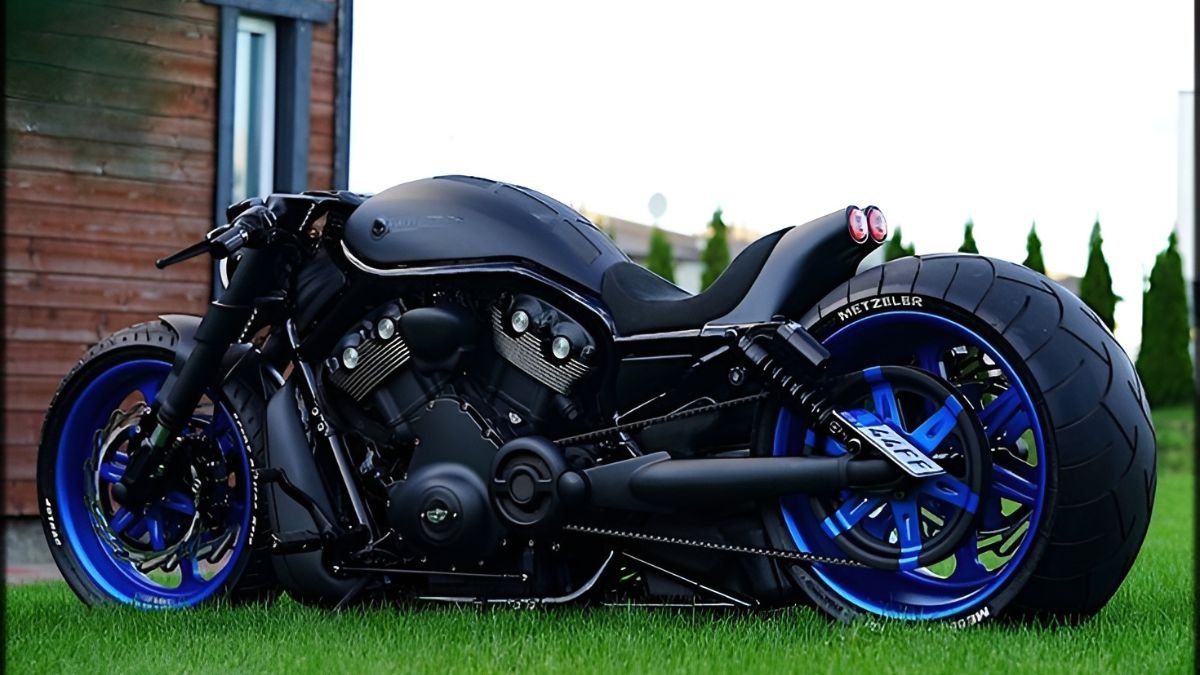 Harley-Davidson V-Rod 2025, V-Rod 150 hp, Harley V-Rod comeback, Harley-Davidson 2025 lineup, power cruiser motorcycle, V-Rod price, Harley V-Rod specs, muscle bike India, Harley performance cruiser, V-Rod review